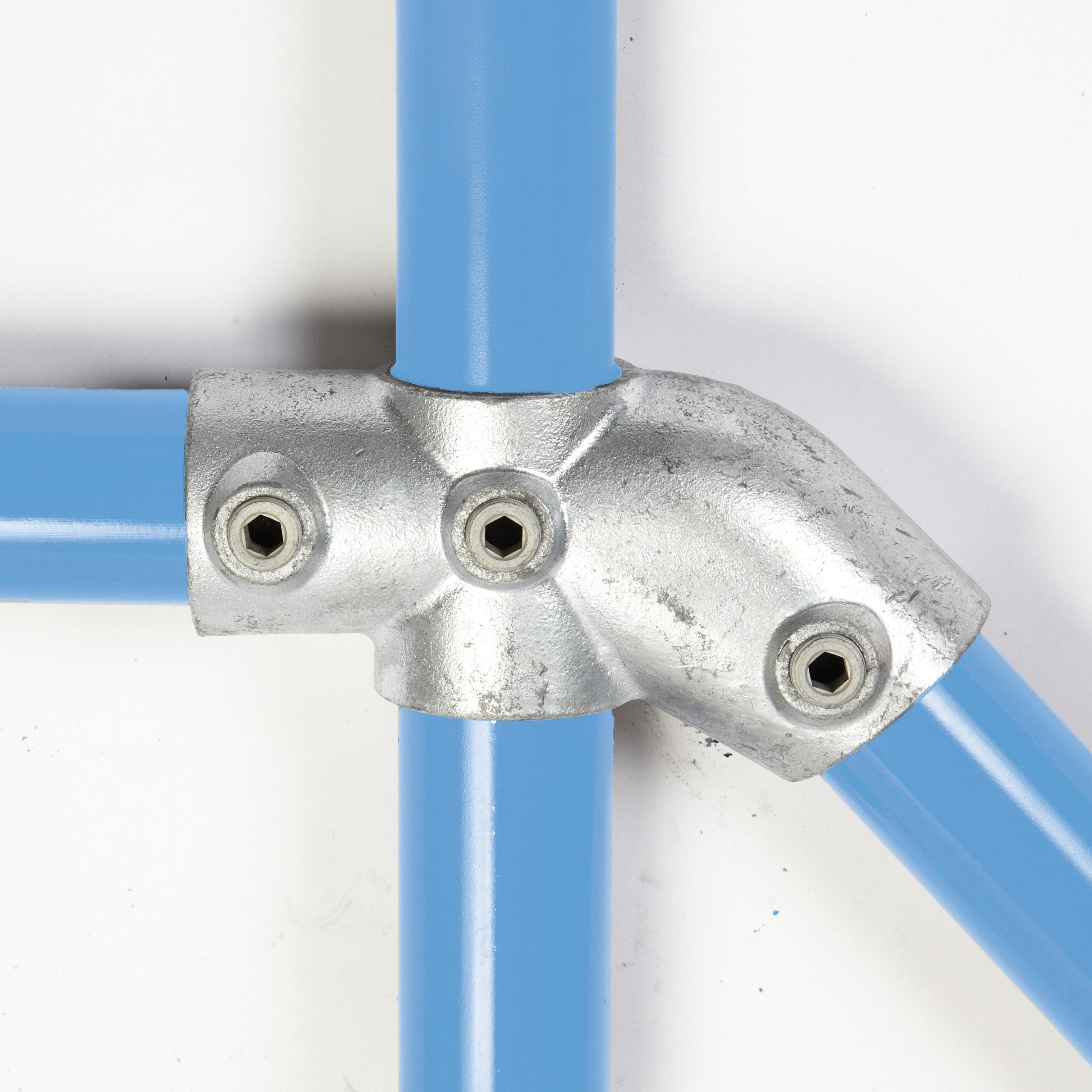 Level to Sloping Down/Up Cross (30° to 45°) (48.3 mm / Size 8)